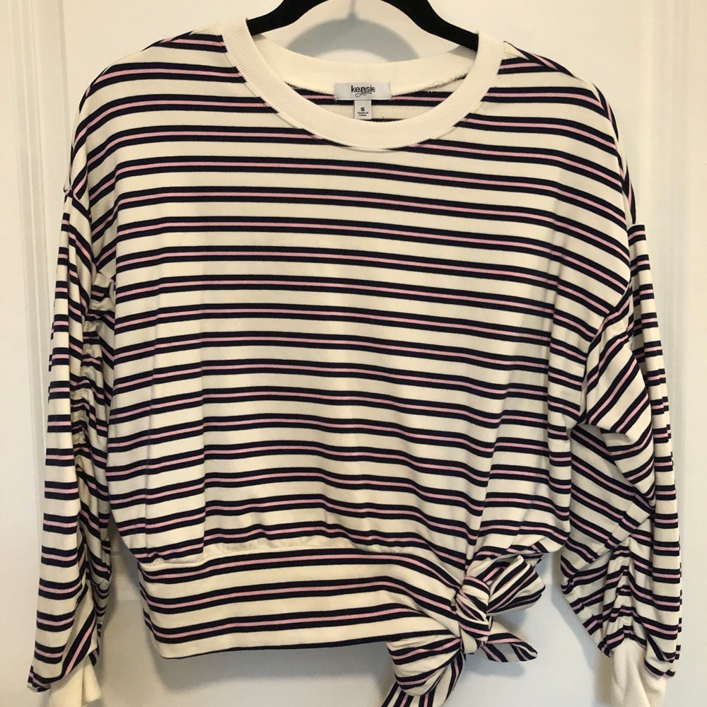 Kensie Jeans White and Pink Sweater